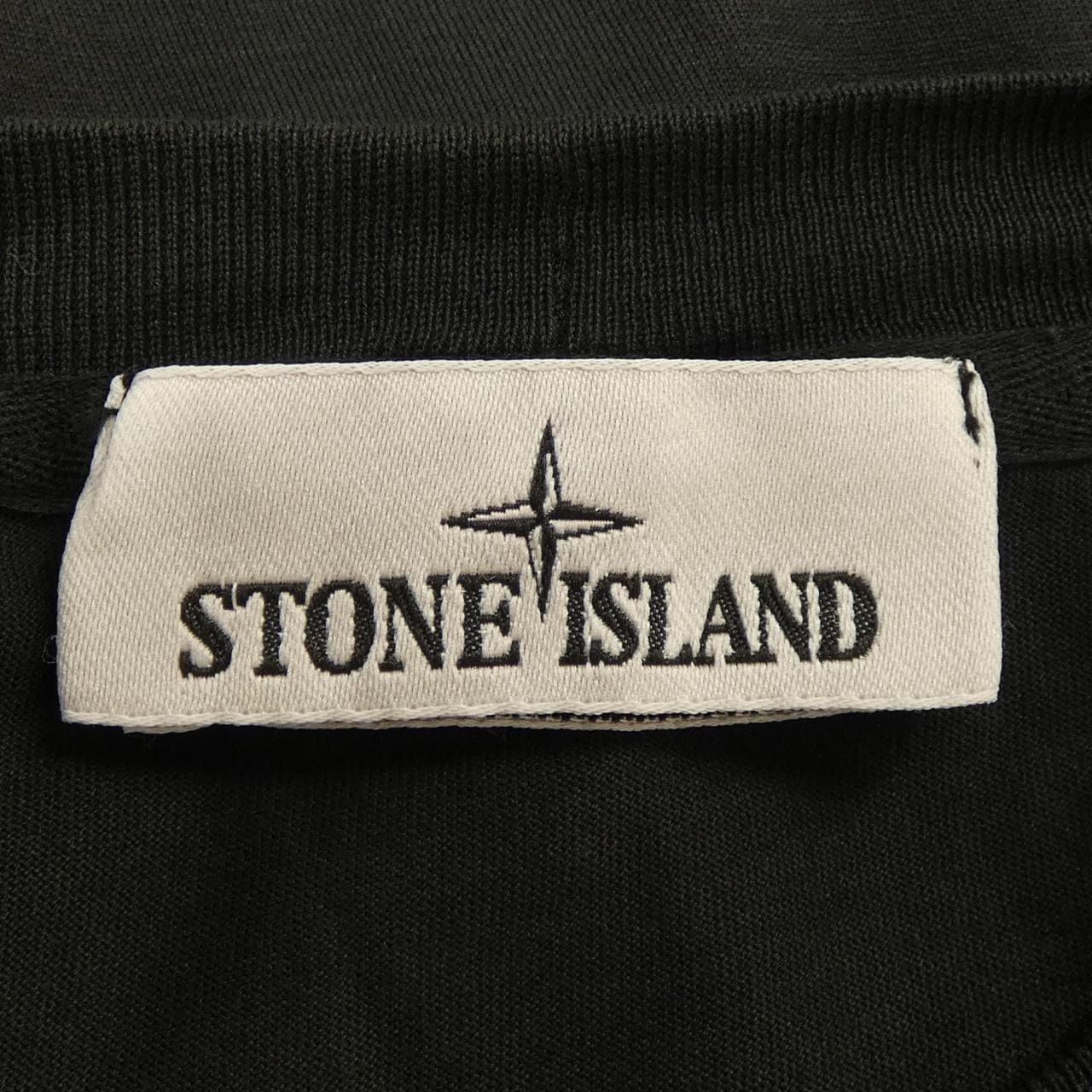 ストーンアイランド STONE ISLAND トップス