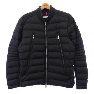 モンクレール MONCLER ダウンジャケット