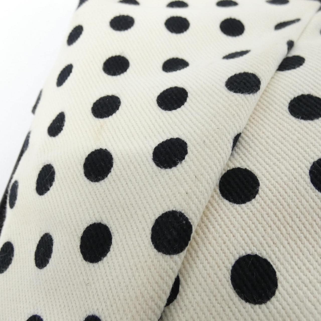 イヴサンローラン 135202 FB11N ショルダーバッグ