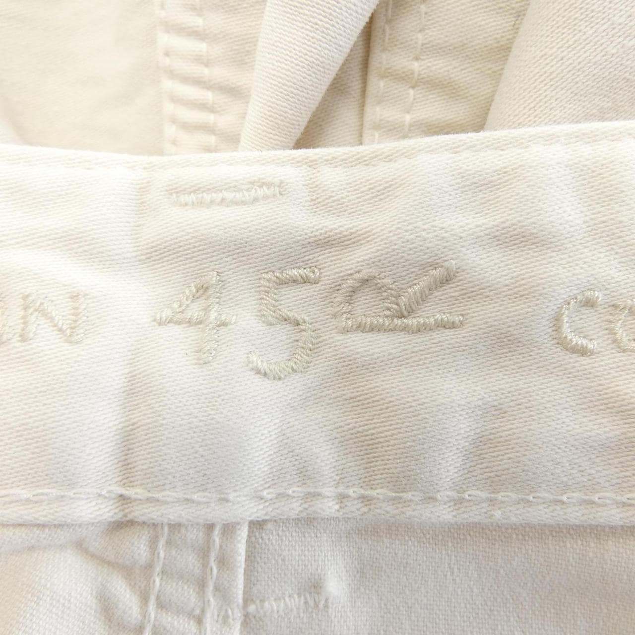 フォーティーファイブアールピーエム 45 RPM ジーンズ