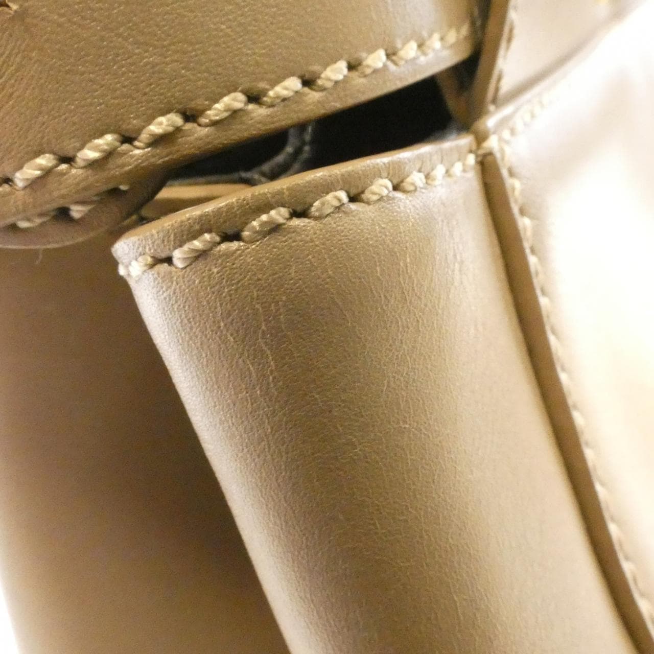 フェンディ ピーカブー 8BN226 K4L バッグ