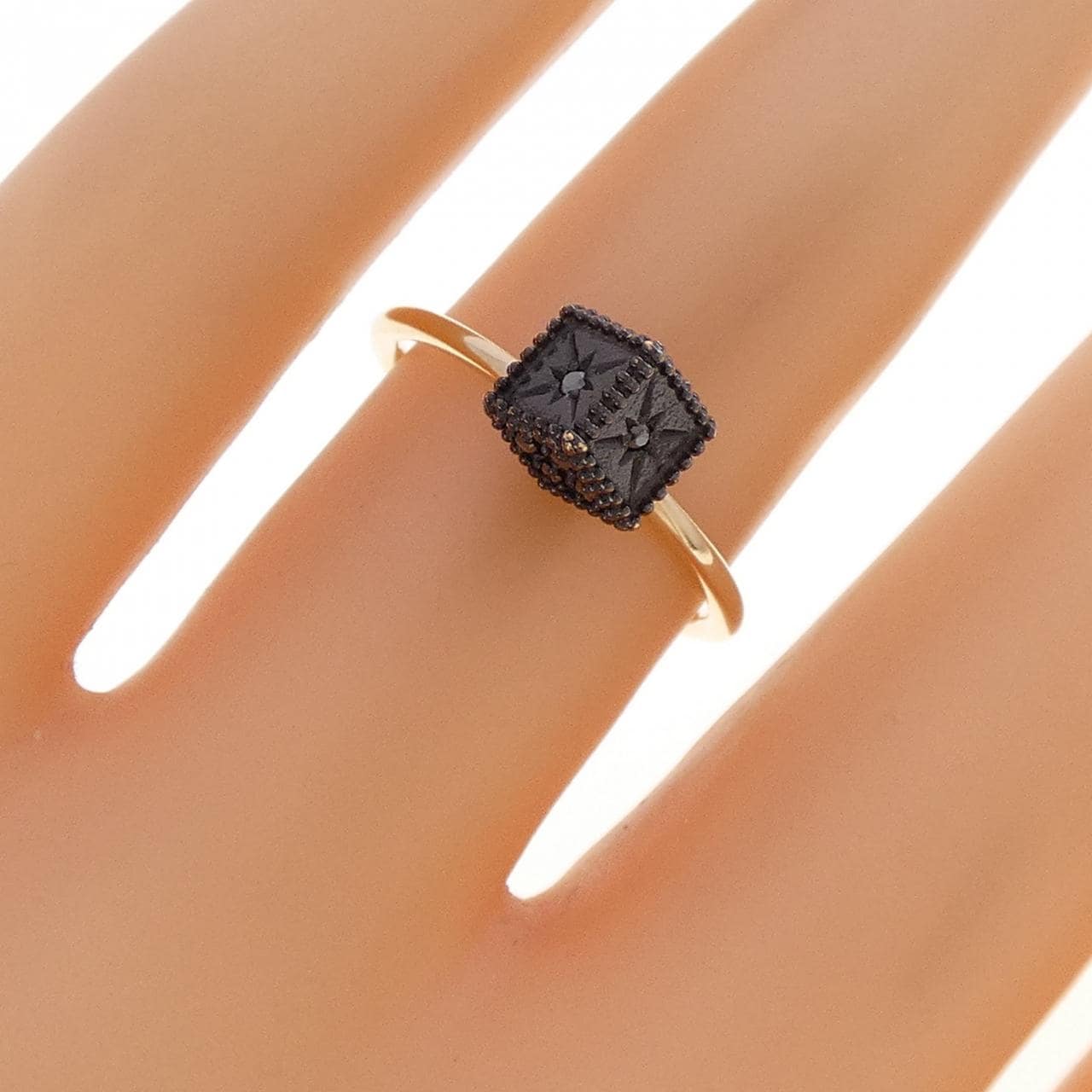 アガット ダイヤモンド リング 0.05CT
