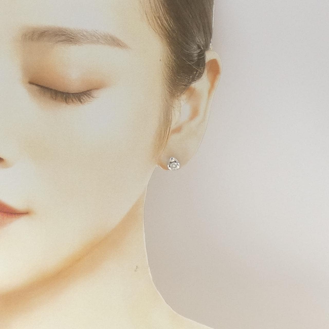 PT900 ダイヤモンド ピアス 0.72CT