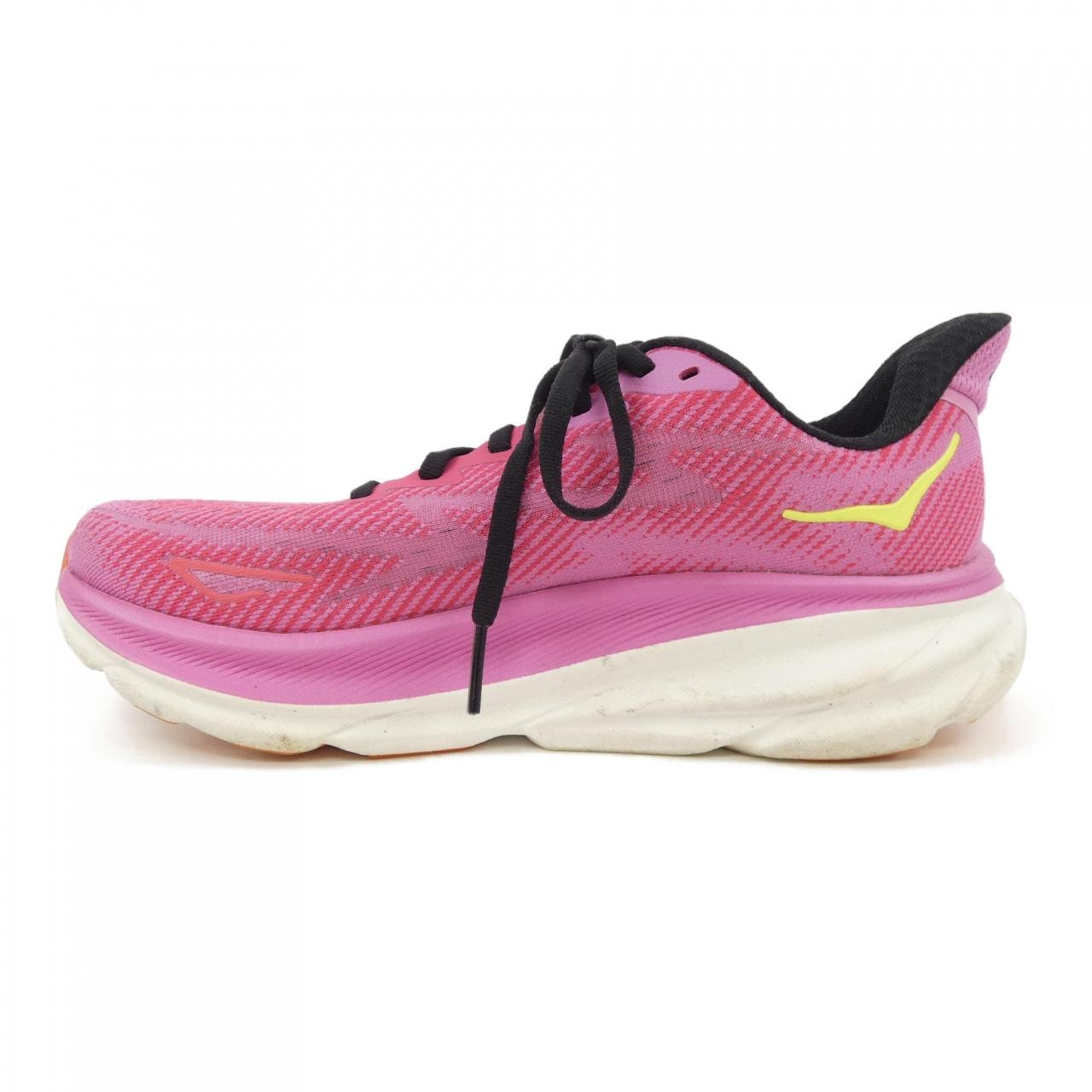 ホカオネオネ HOKA ONE ONE スニーカー