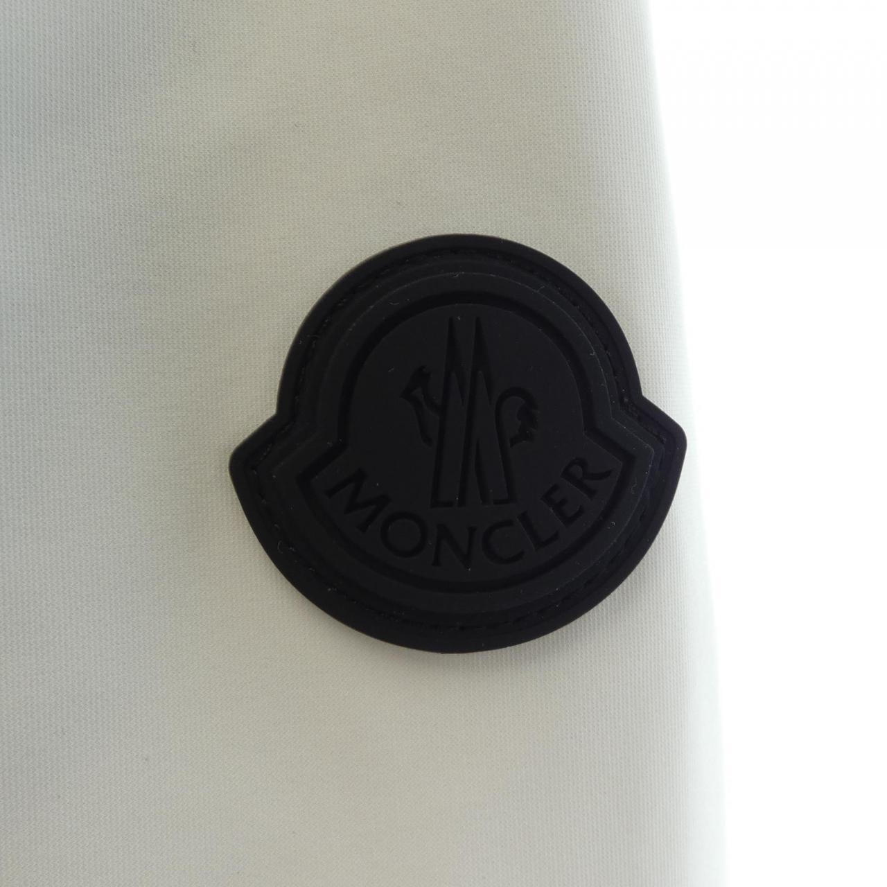 モンクレール MONCLER CHALVES ダウンジャケット