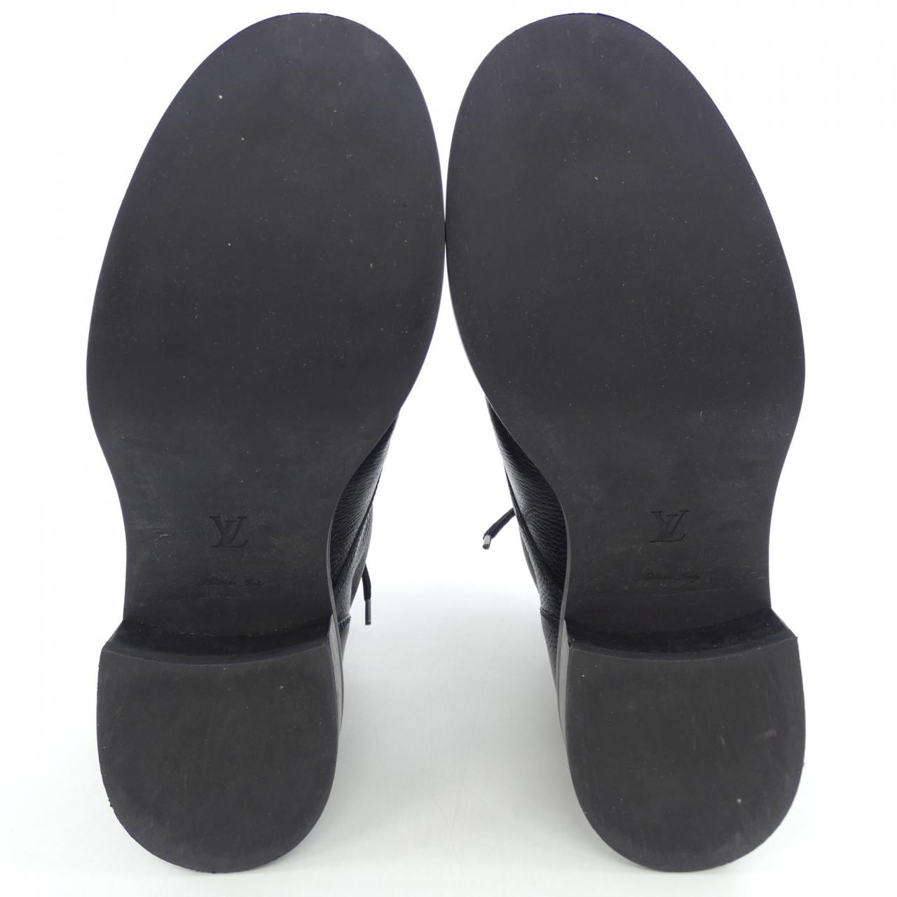 ルイヴィトン LOUIS VUITTON ツイストバックル ワンダーランドライン ブーツ