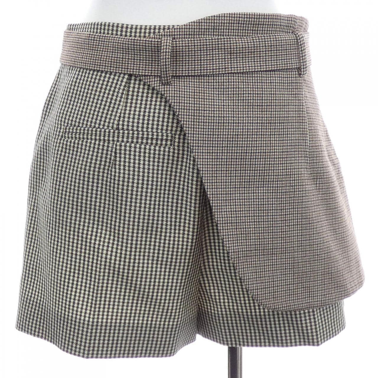 フェンディ FENDI FR6410 AKSM ショートパンツ