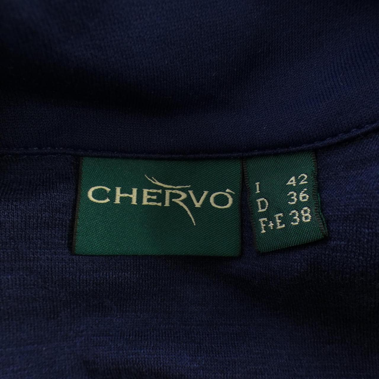 シェルボ CHERVO トップス