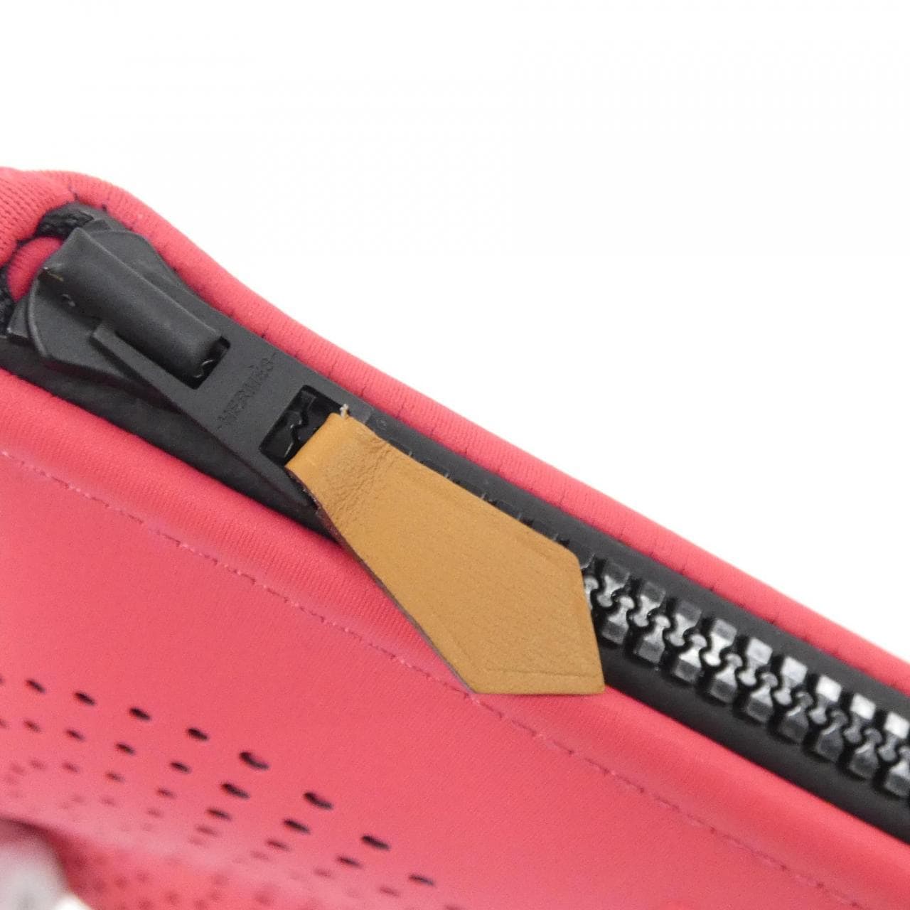 エルメス ネオバン ゼン オ ソレイユ PM 103636M ポーチ