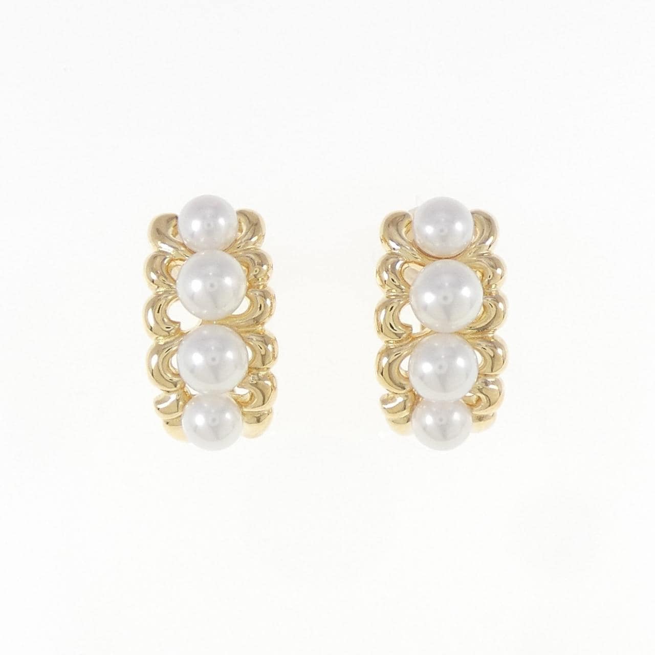Tasaki freshwater pearl earrings