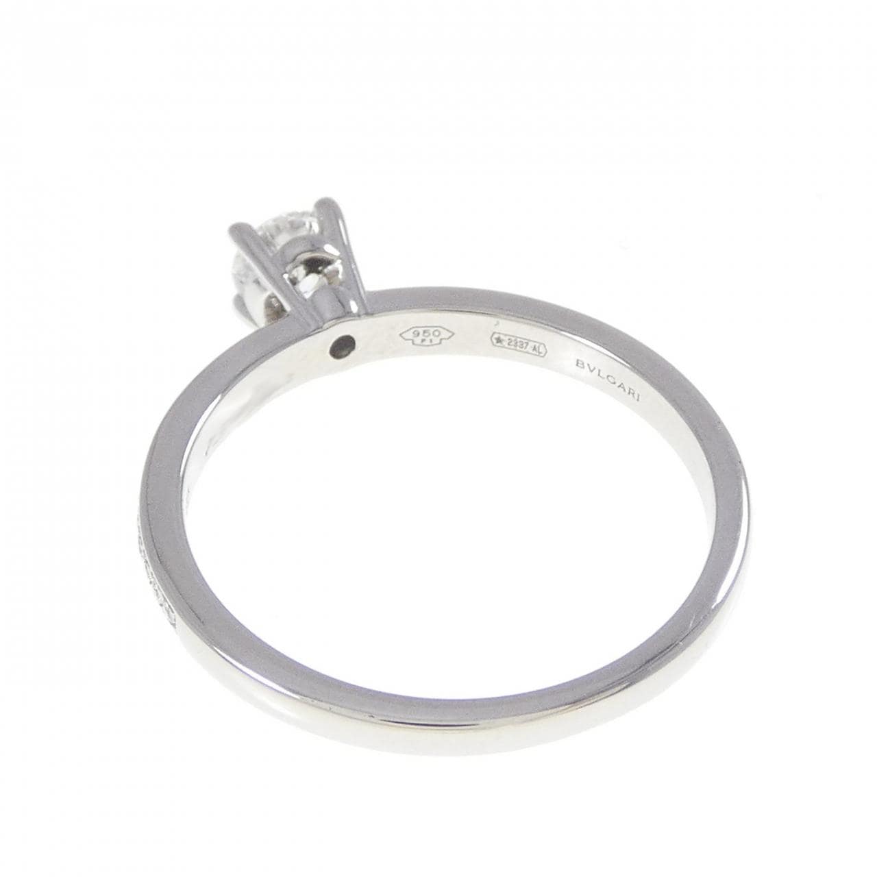 ブルガリ リング 0.31CT G VS2 3EXT