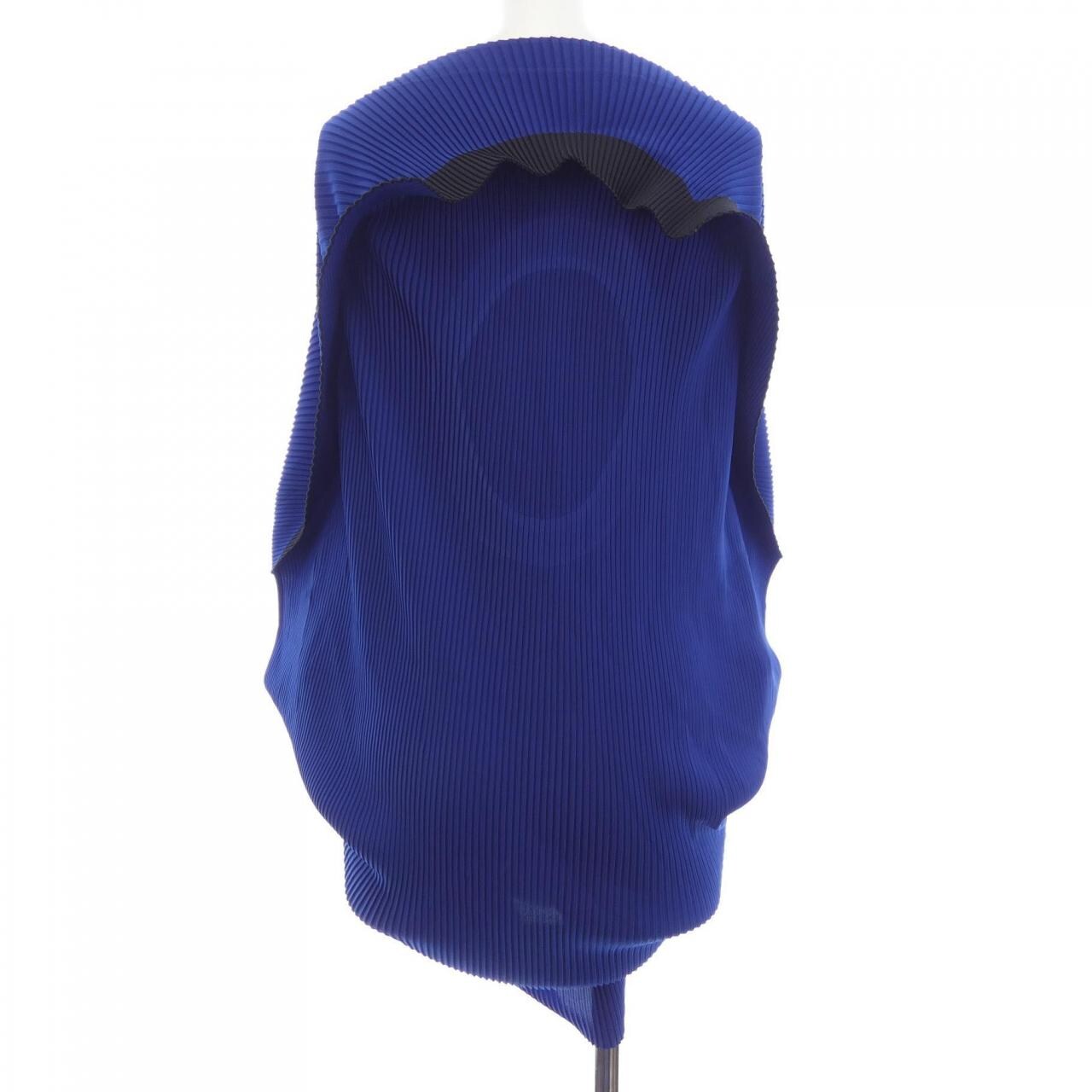 イッセイミヤケ ISSEY MIYAKE IM72FJ617 トップス