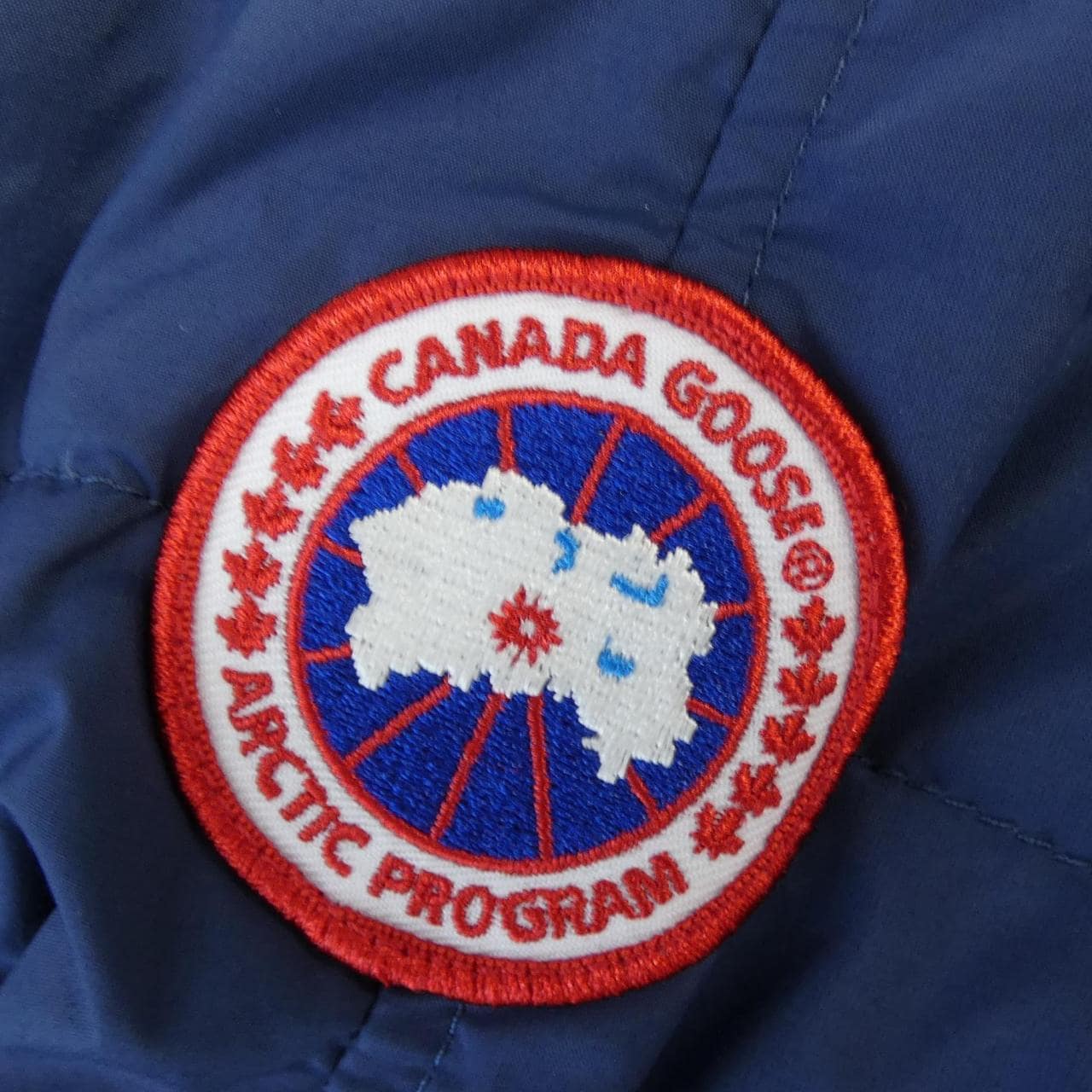 カナダグース CANADA GOOSE ダウンジャケット