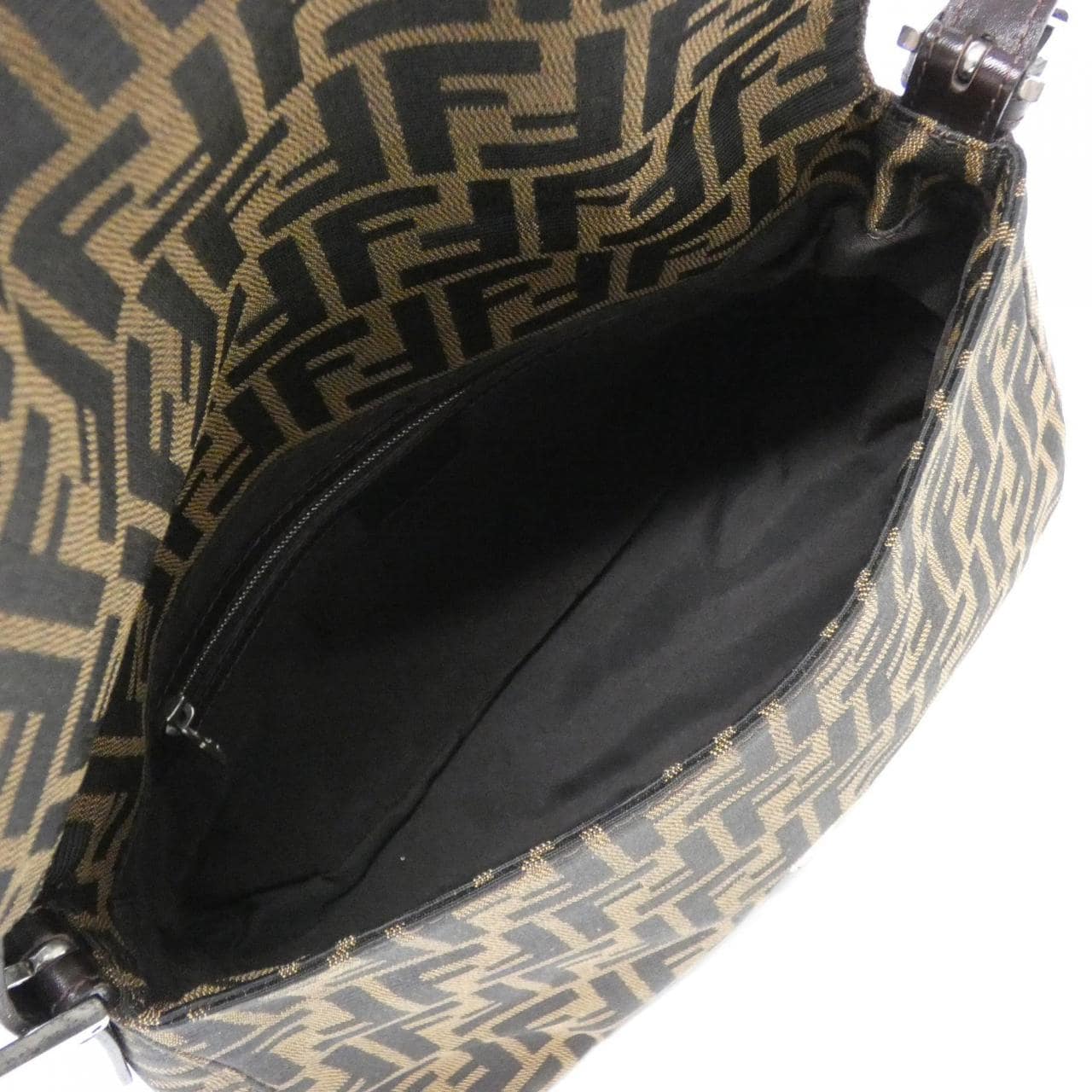 【ヴィンテージ】フェンディ マンマ バゲット 26325 ショルダーバッグ