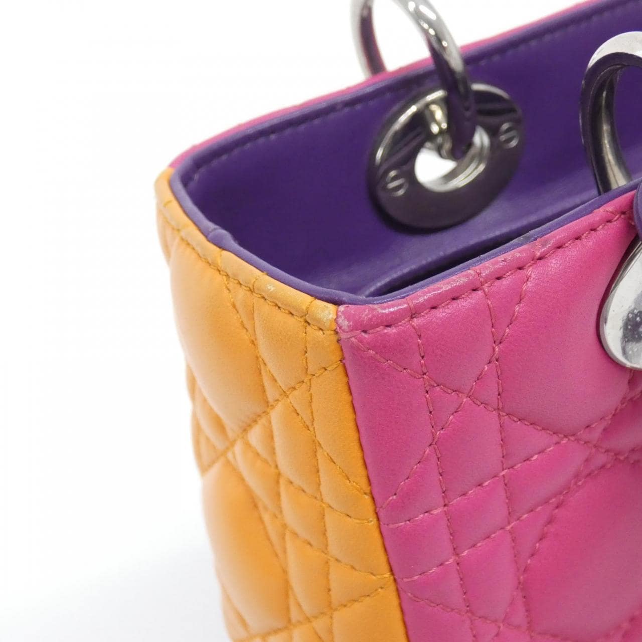 クリスチャンディオール レディ ディオール ミディアム M0550PTRI バッグ