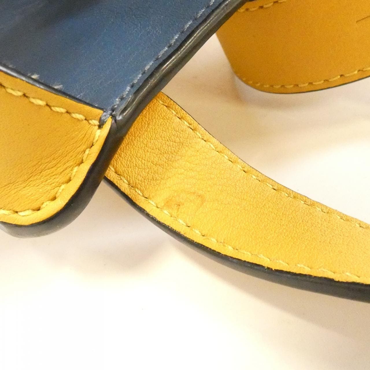 ロエベ ハンモック スモール A538S35X18 ショルダーバッグ