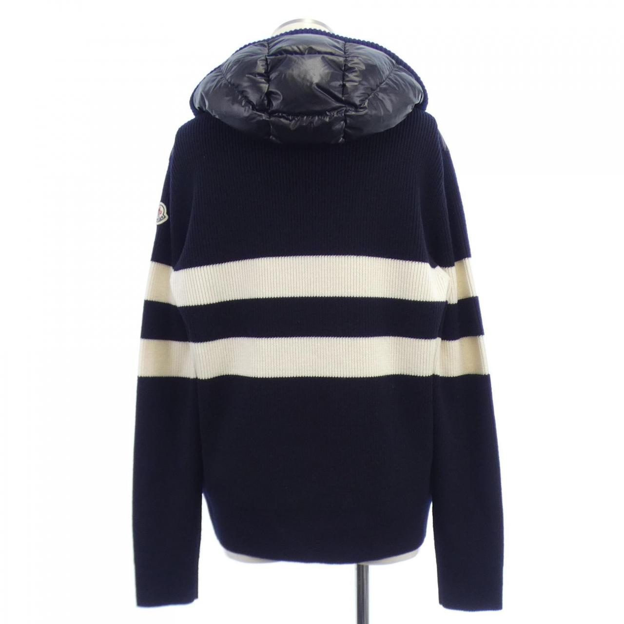 モンクレール MONCLER ダウンジャケット