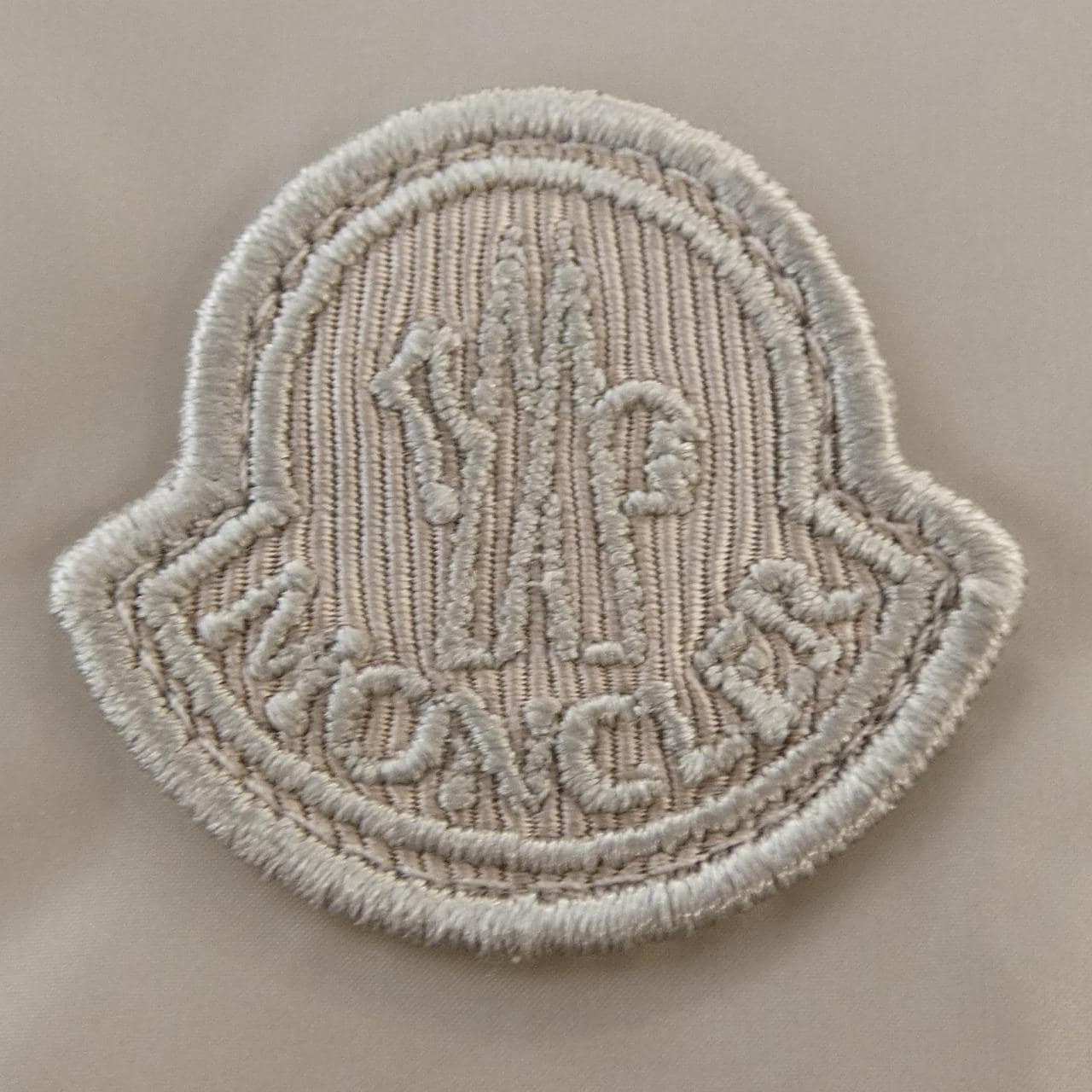 モンクレール MONCLER SABLES ダウンベスト