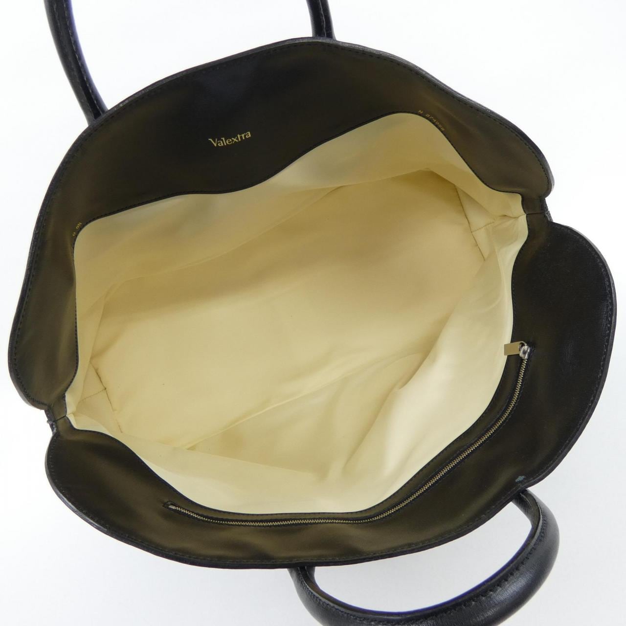 ヴァレクストラ VALEXTRA N 374952 K VAL BAG