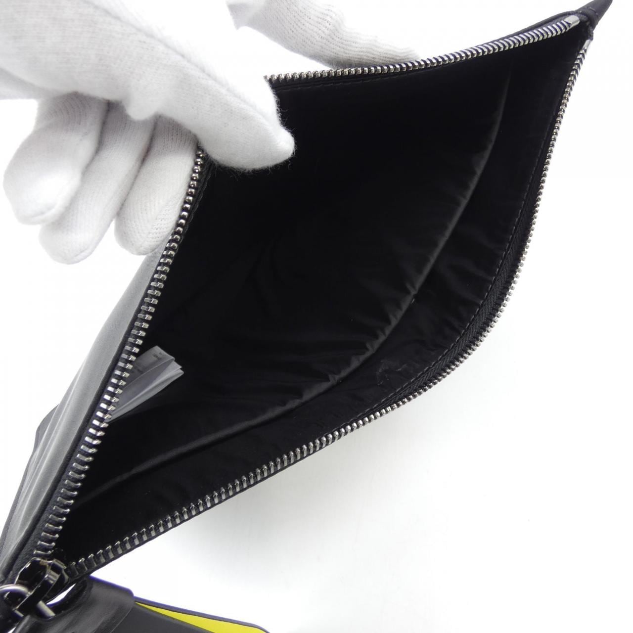 モンクレール MONCLER E20960063600 BAG