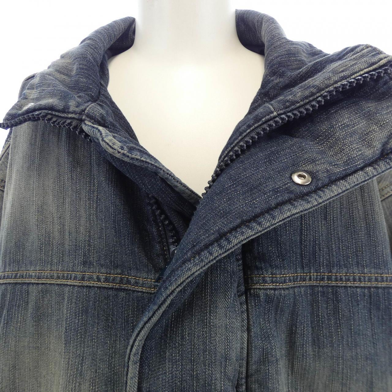 BALENCIAGA牛仔夹克