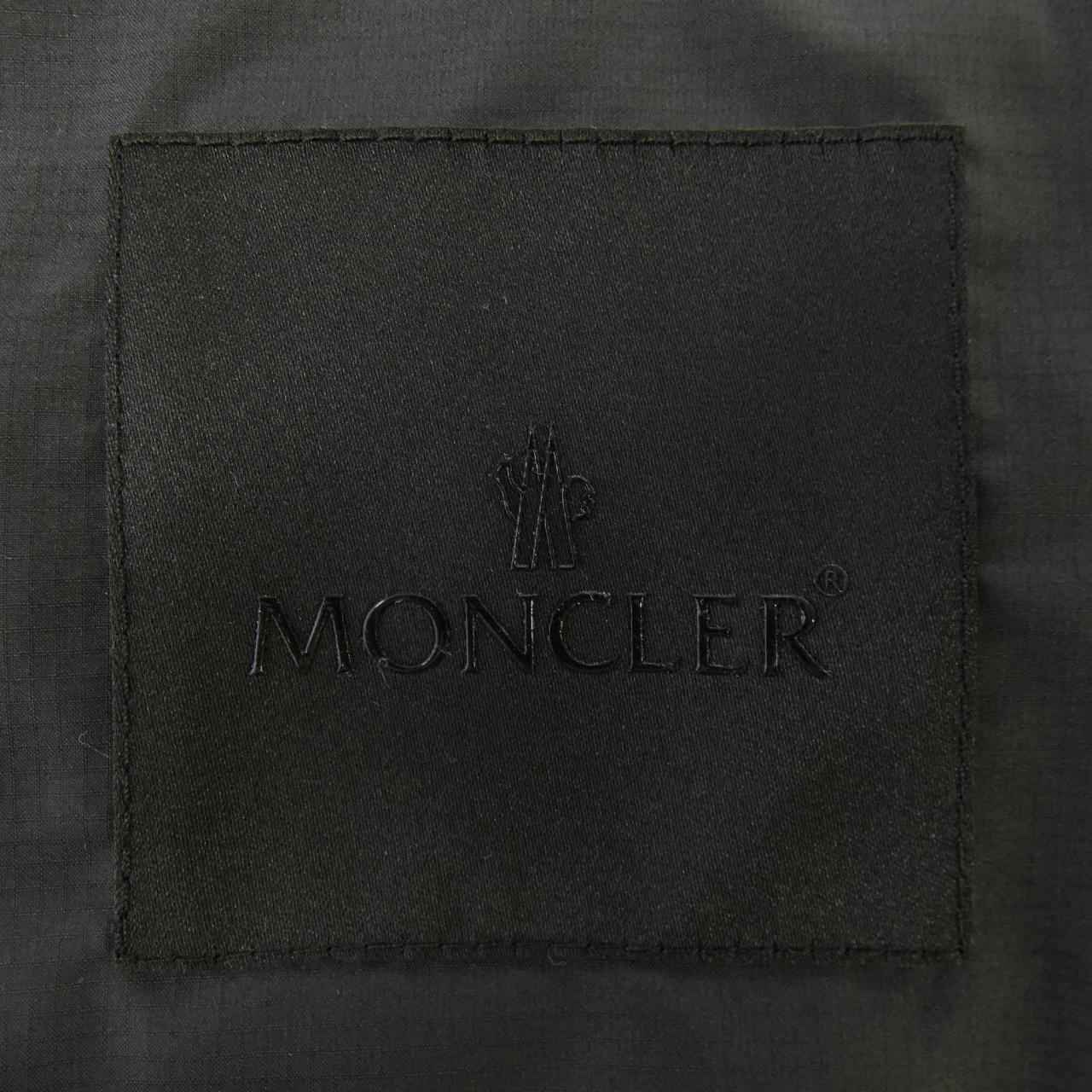 モンクレール MONCLER VIAUR ダウンジャケット