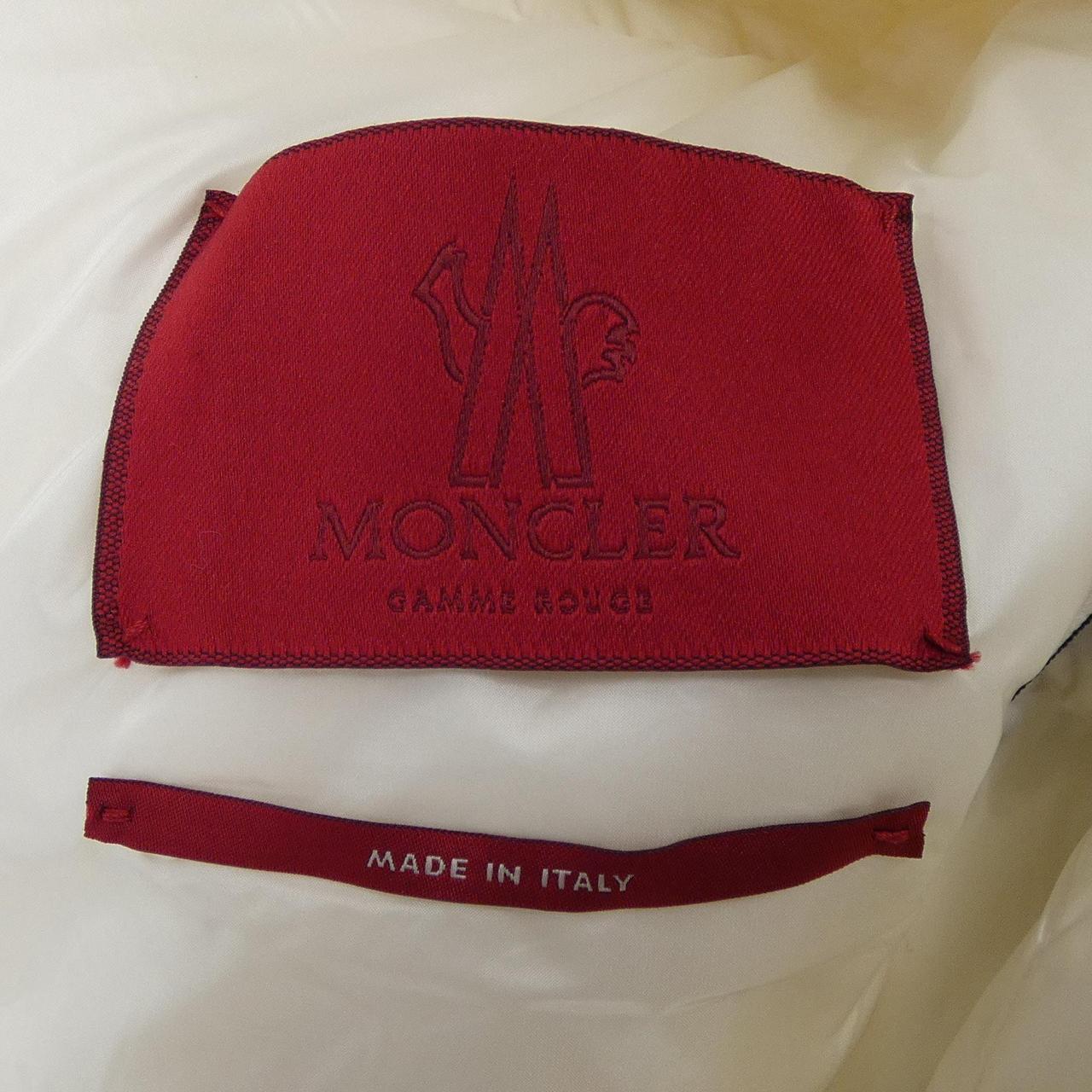 モンクレールガムルージュ MONCLER GAMMEROUGE 11934836400 ダウンベスト