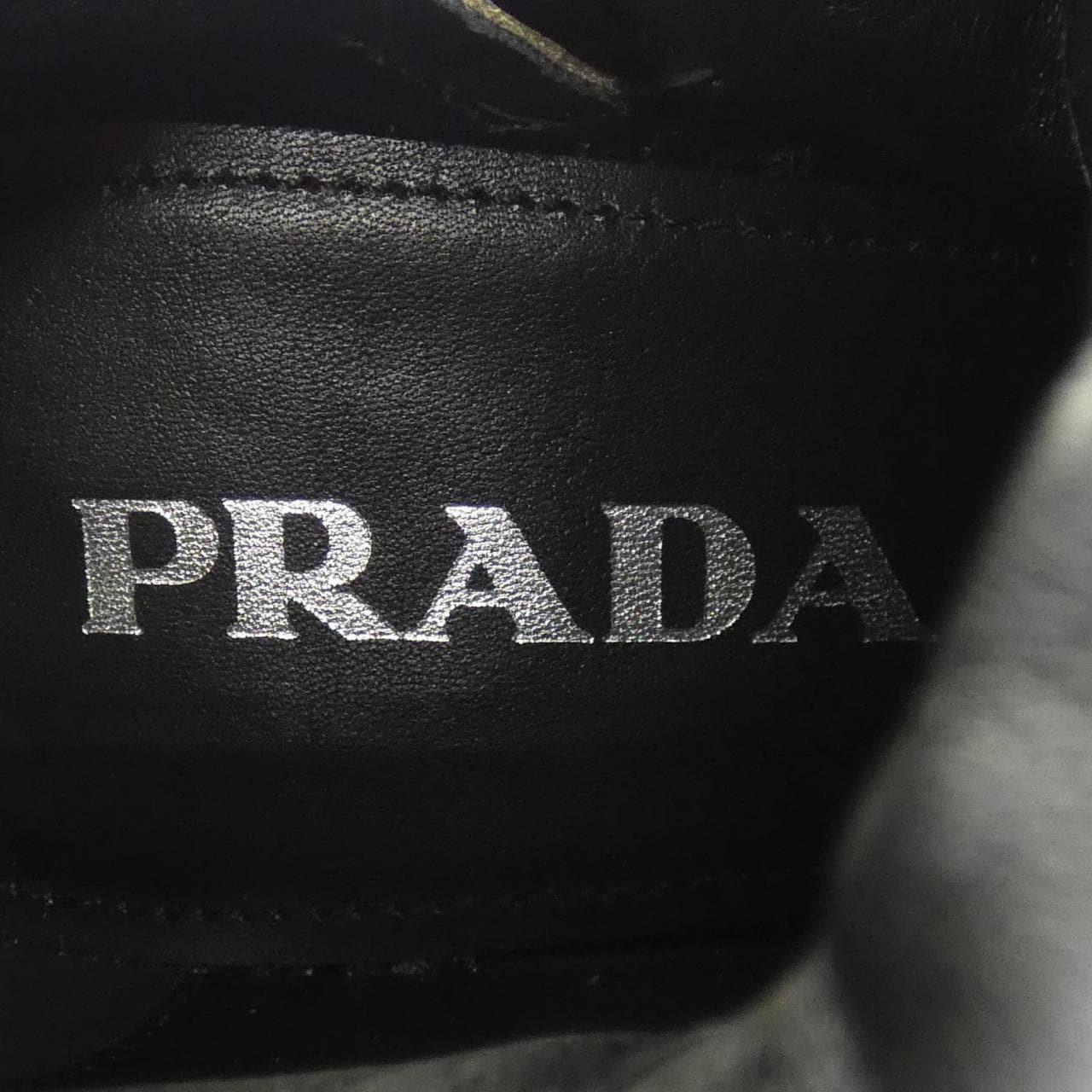 プラダ PRADA カモフラージュ ブーツ