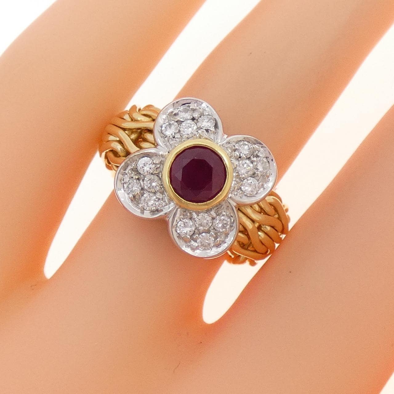 ポンテヴェキオ フラワー ルビー リング 0.95CT