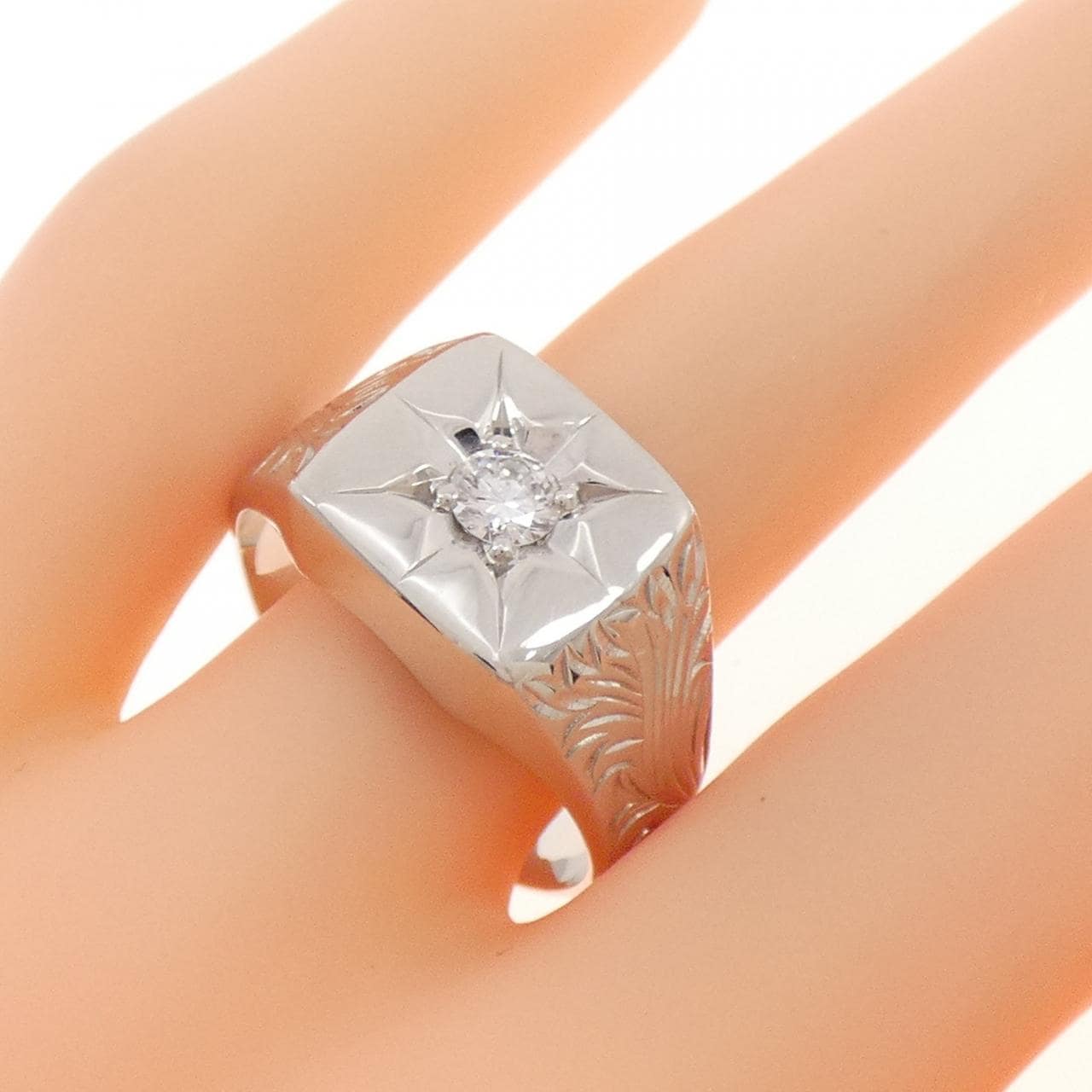 PT900 ダイヤモンド リング 0.253CT