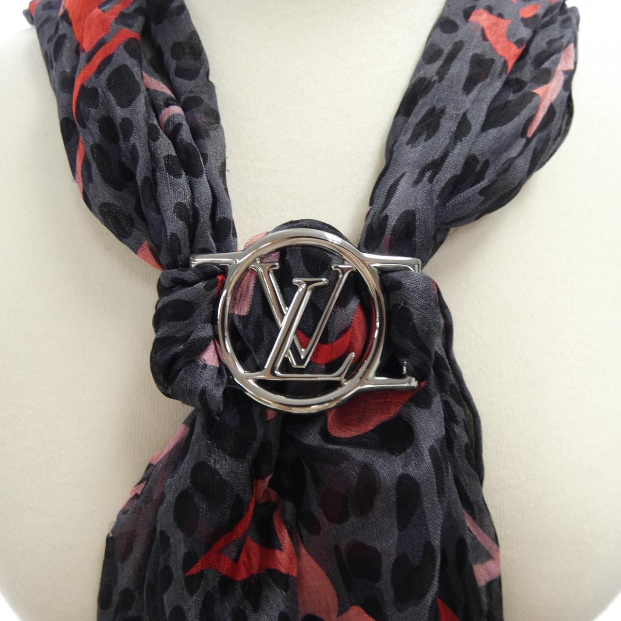 ルイヴィトン LOUIS VUITTON バンドー エンヴィ LVグラデーション M76685 STOLE
