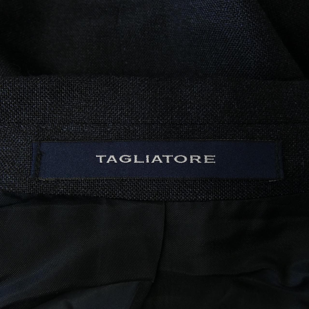 タリアトーレ TAGLIATORE スーツ