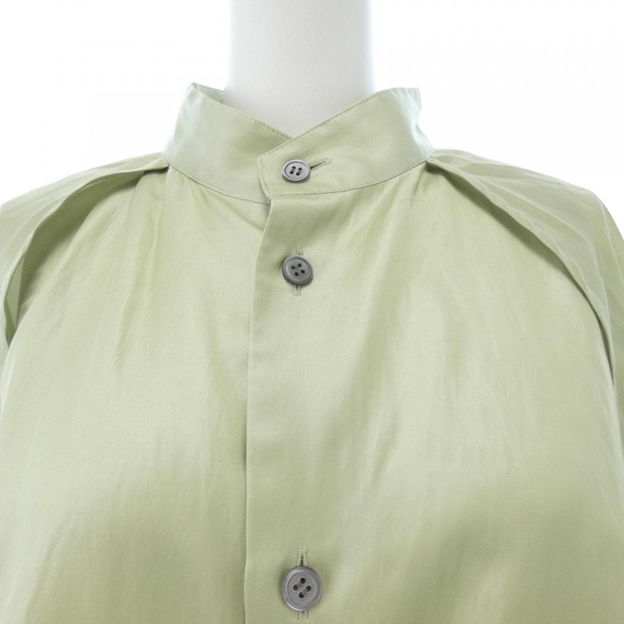 ISSEY MIYAKE Tops