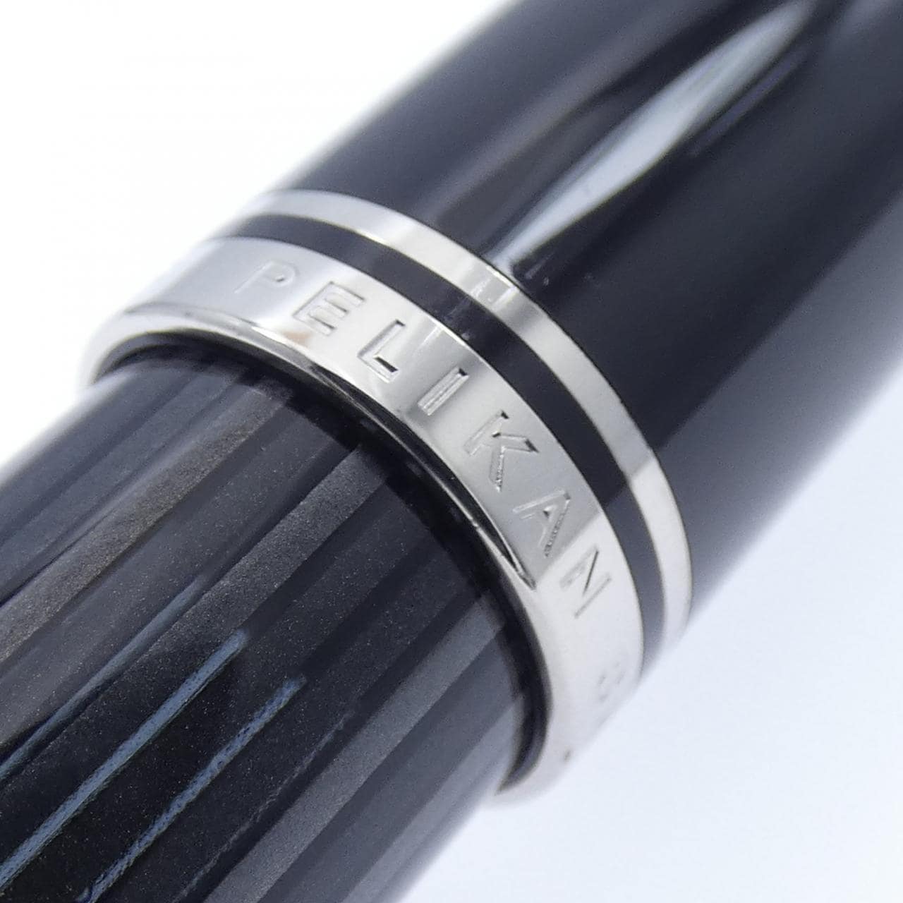 橄榄石M805黑色条纹钢笔