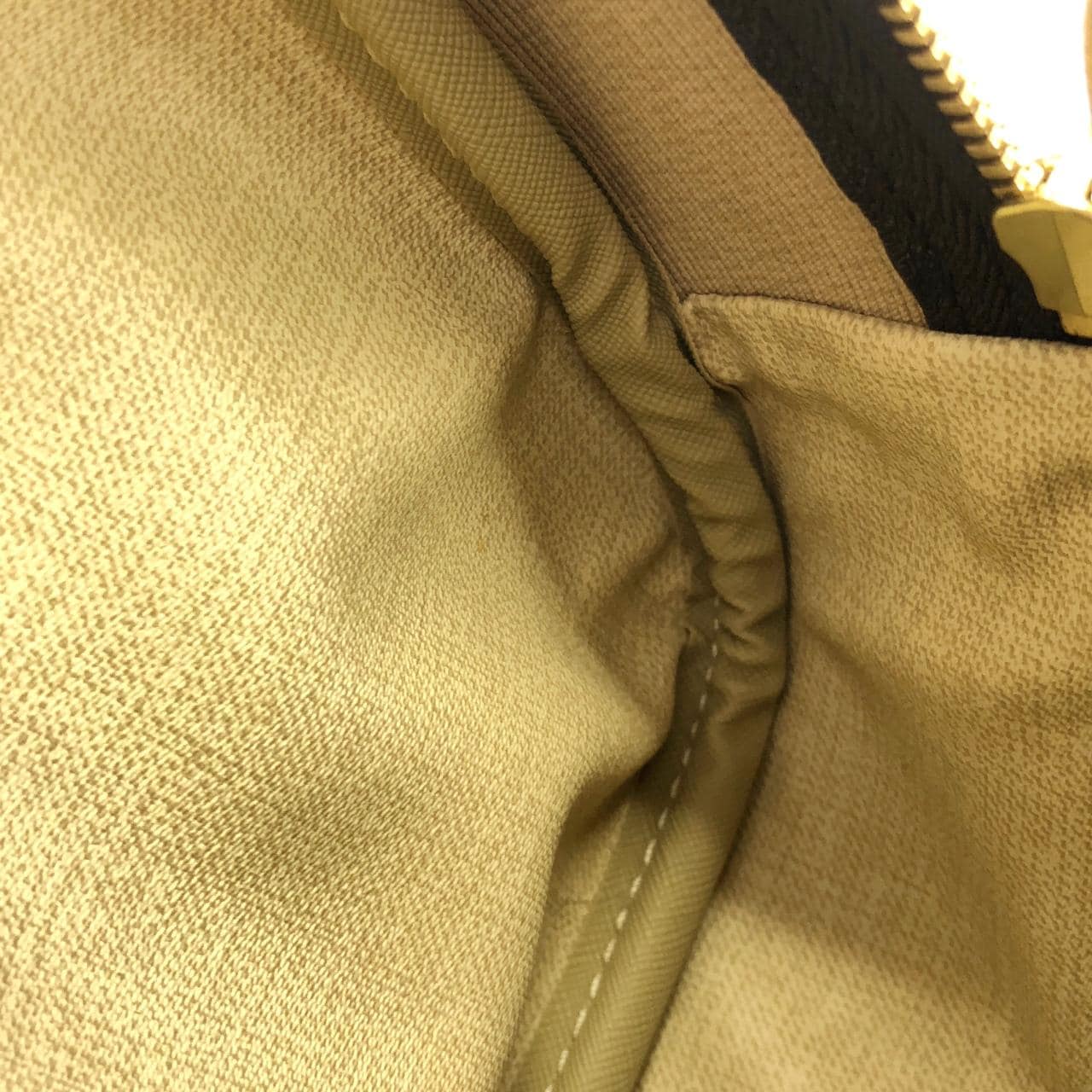 ルイヴィトン モノグラム トゥルーヴィル M42228 バッグ