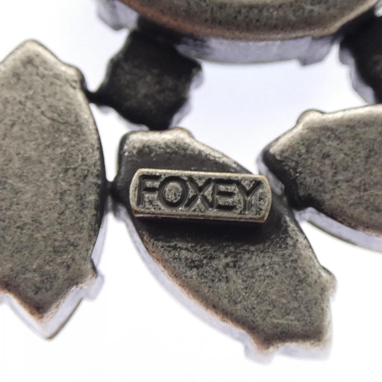 フォクシー FOXEY ブローチ