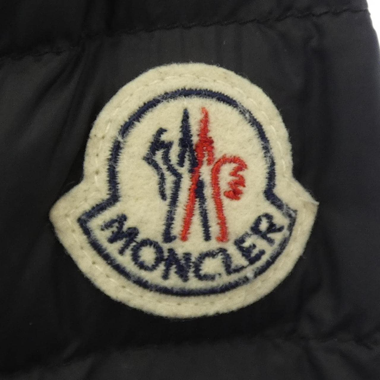 MONCLER蒙克勒羽绒服