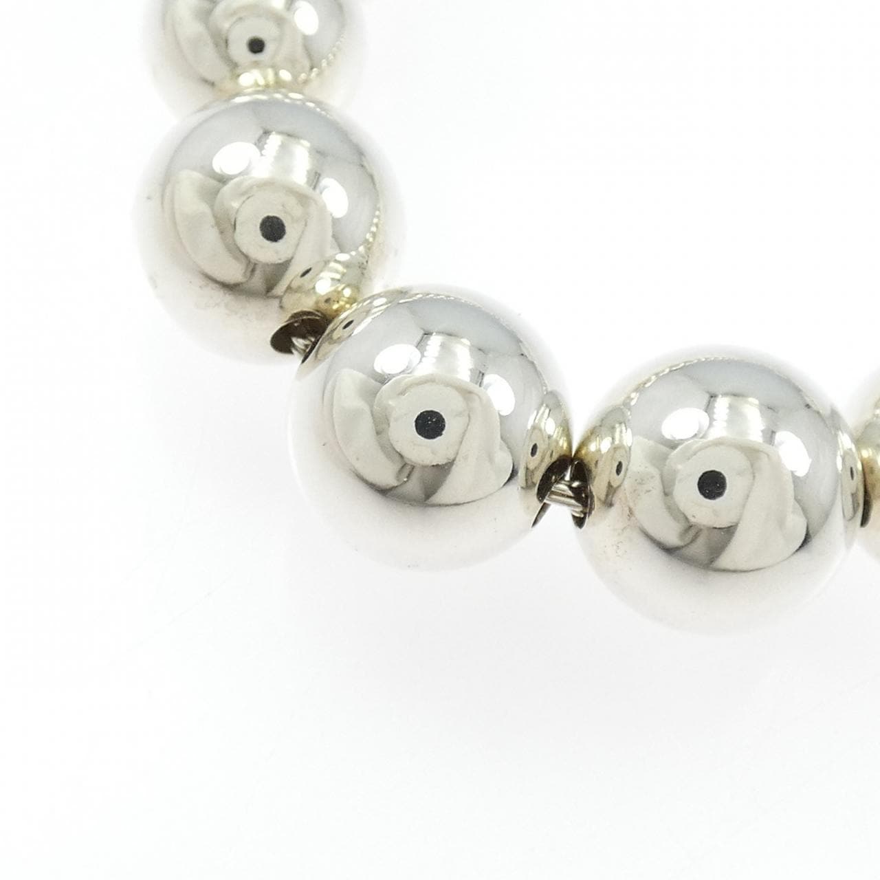 ティファニー グラジュエイテッド ボール ネックレス