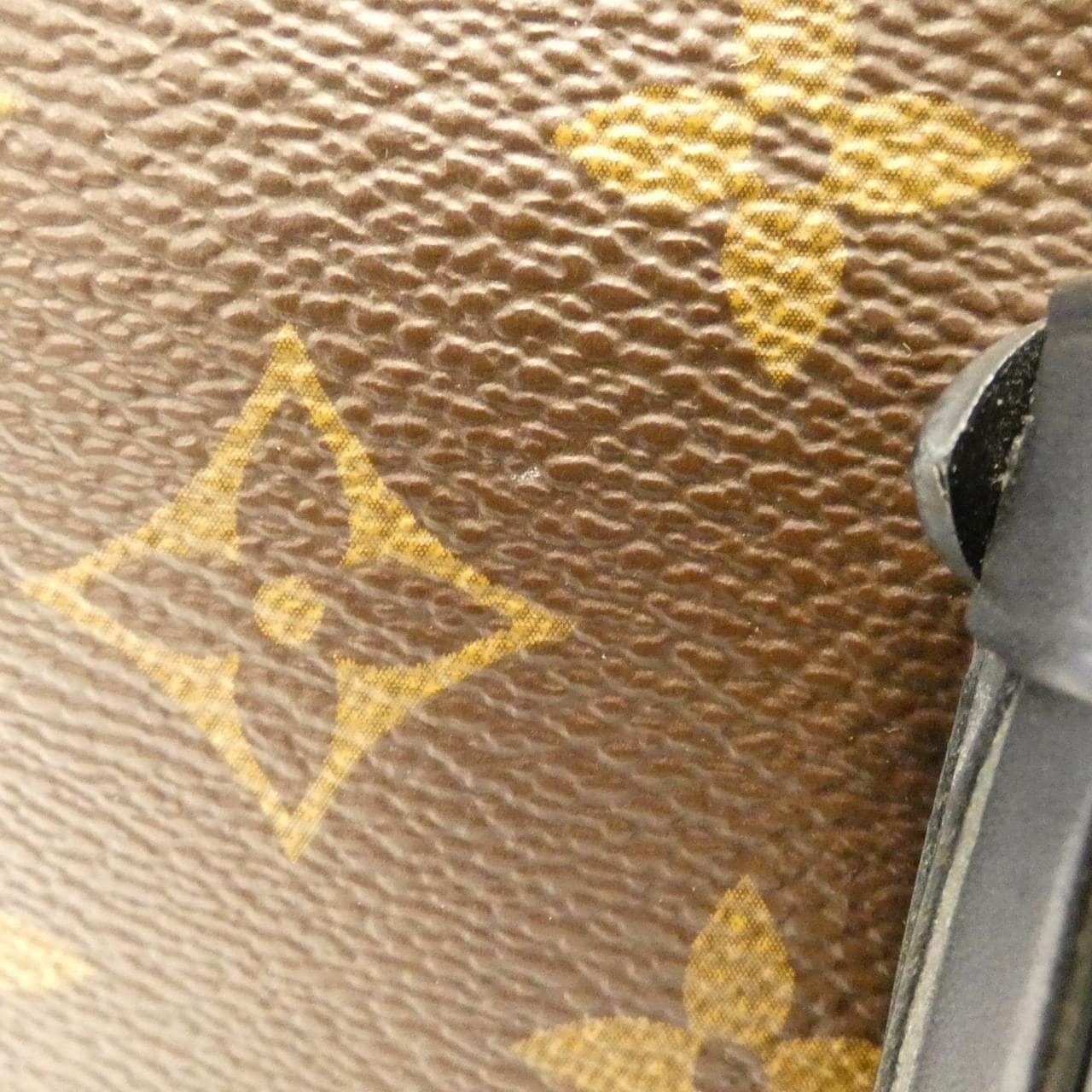 ルイヴィトン モノグラム サントンジュ M43555 ショルダーバッグ