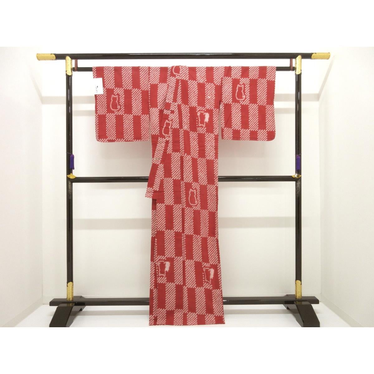 【新品】女ゆかた　絞り加工　Ｆサイズ