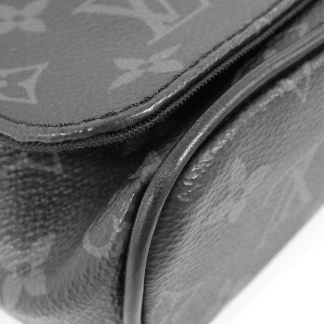 ルイヴィトン モノグラム エクリプス ディストリクト PM M44000 ショルダーバッグ