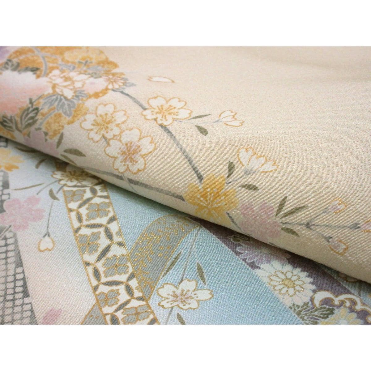 訪問着　友禅金彩加工