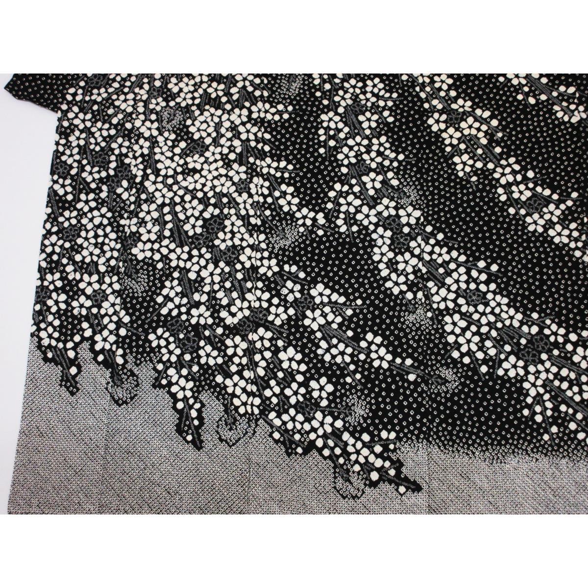 訪問着　絞り加工