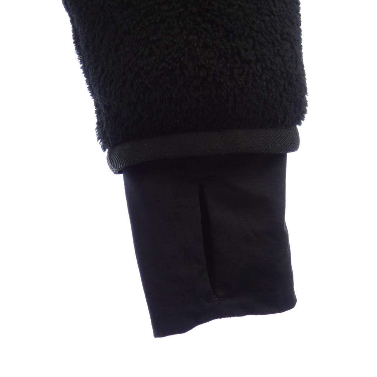 MONCLER GRENOBLE MONCLER GRENOBLE 20978G50700 羽绒服
