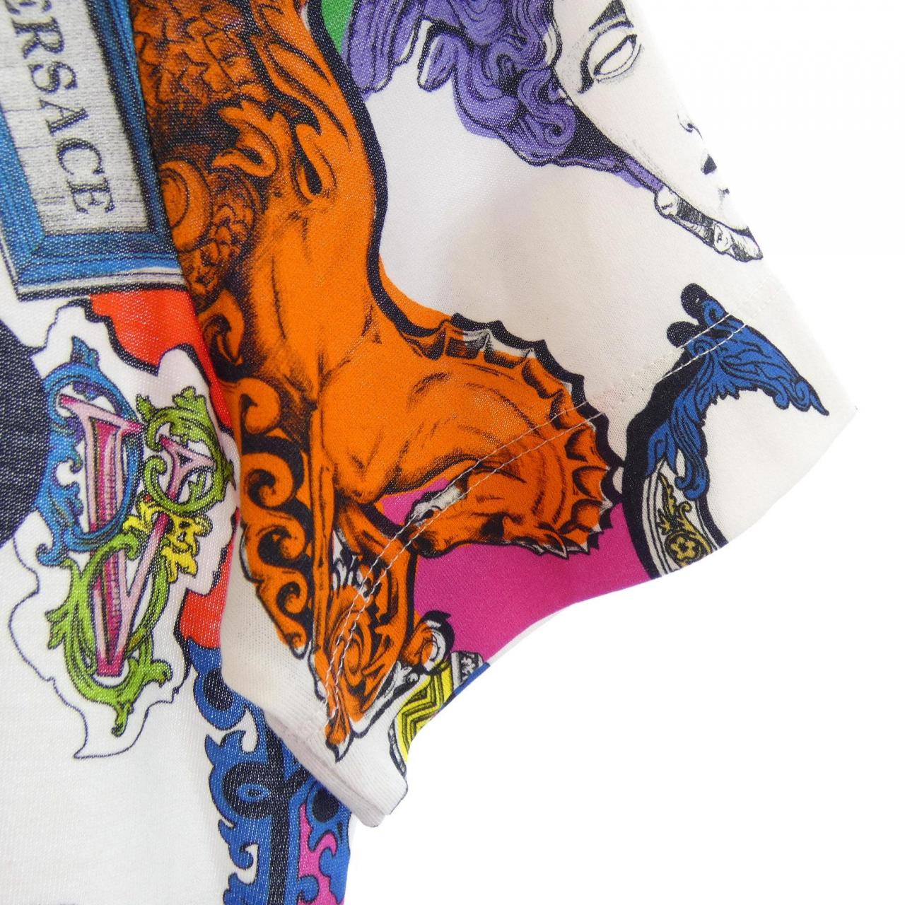 ジャンニヴェルサーチ GIANNI VERSACE Tシャツ