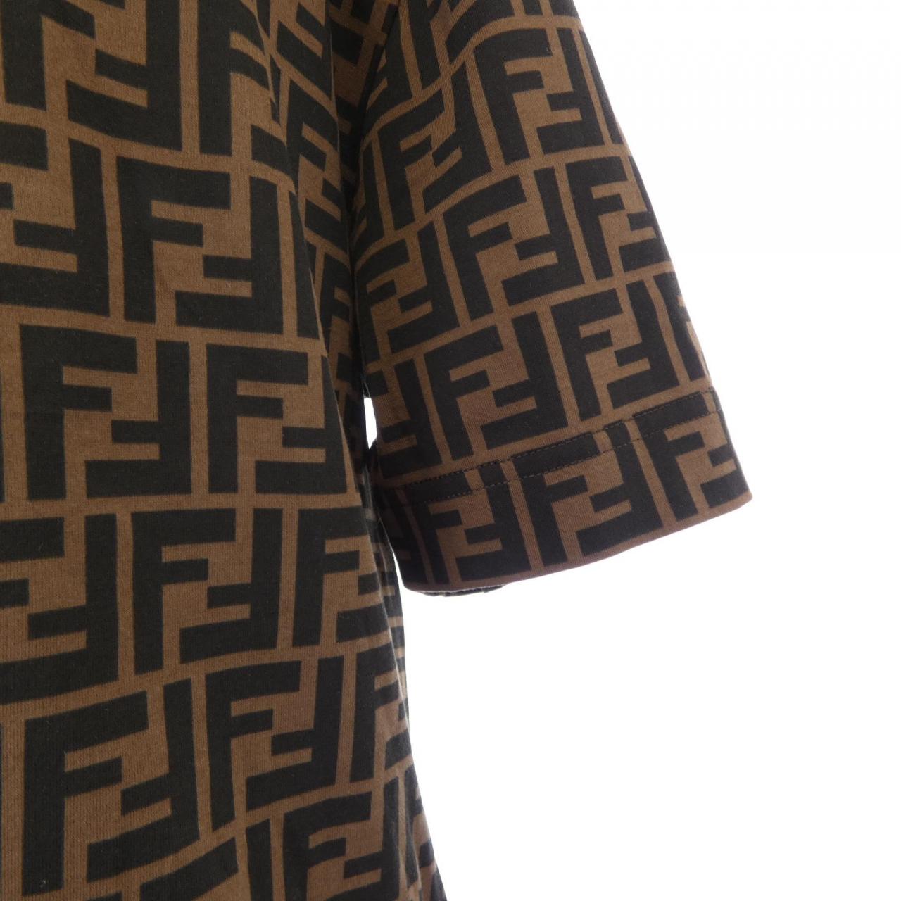 フェンディ FENDI FY0936 A6ZU Tシャツ