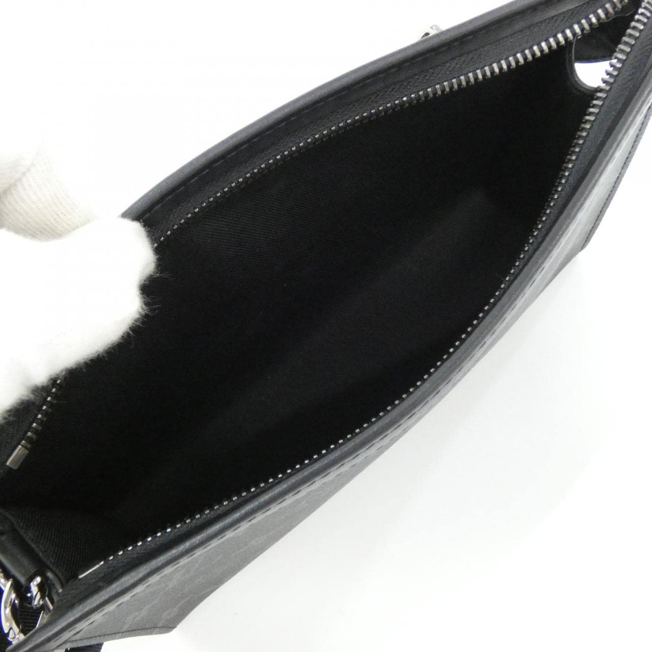 ルイヴィトン モノグラム エクリプス リバース ガストン ウェアラブル ウォレット M81124 ショルダーバッグ