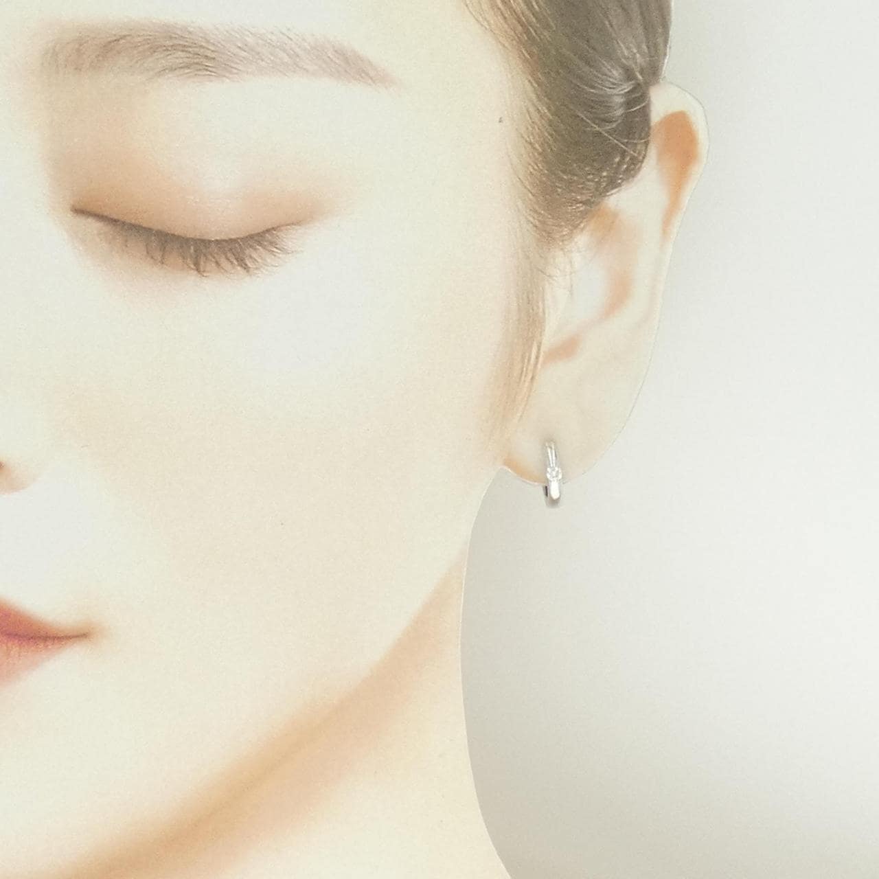 K18WG ダイヤモンド ピアス 0.12CT