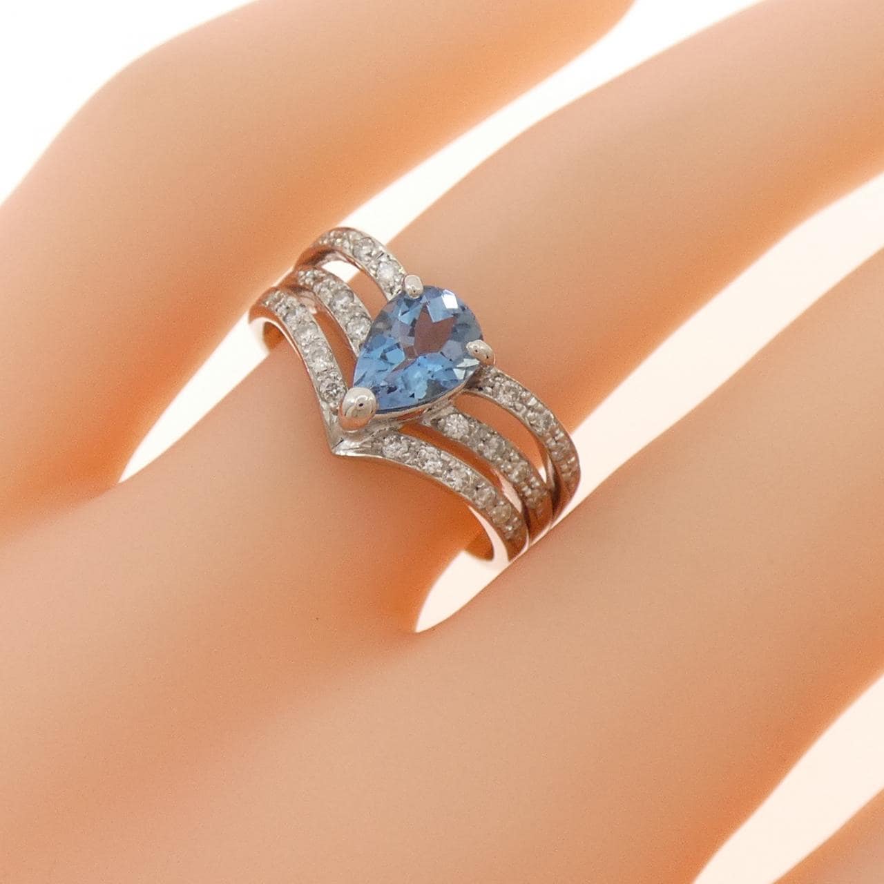 K18WG アクアマリン リング 0.61CT