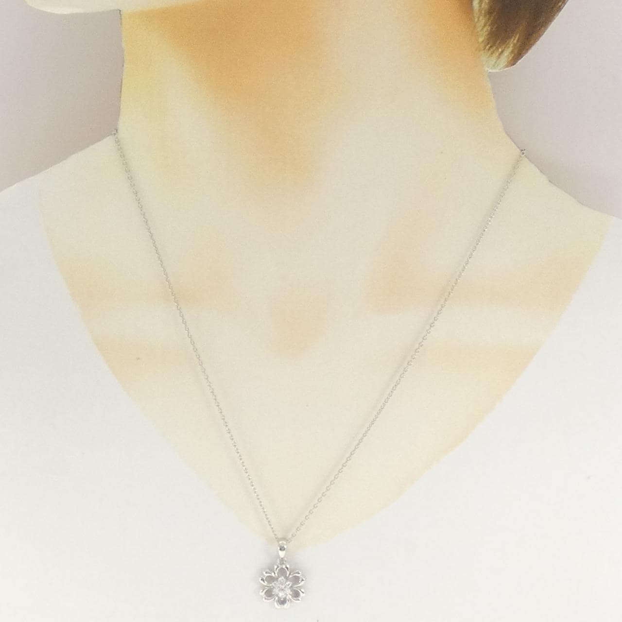 コメ兵｜PT950/PT850 フラワー ダイヤモンド ネックレス 0.20CT